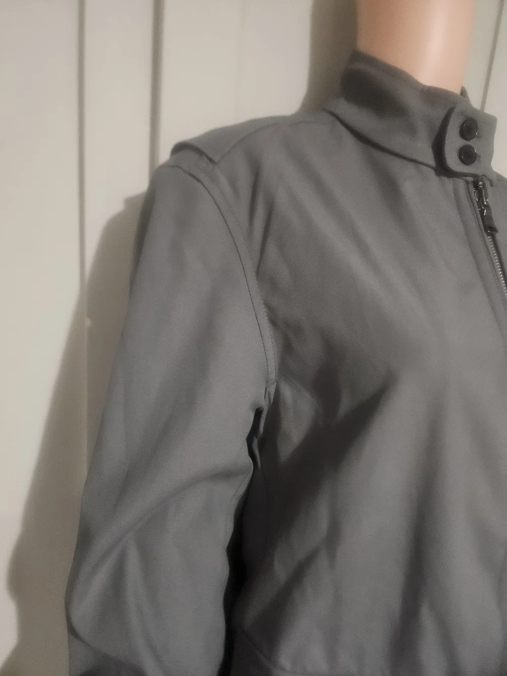 Banana Republic Gray Utility Zip Jacket | Modern Minimalist Lightweight Coat. MD